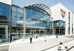 Einkaufszentrum, Typ Shopping-Center ✩ Glacis-Galerie in Neu-Ulm