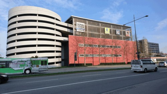 Einkaufszentrum, Typ Shopping-Center ✩ Donau Einkaufszentrum in Regensburg