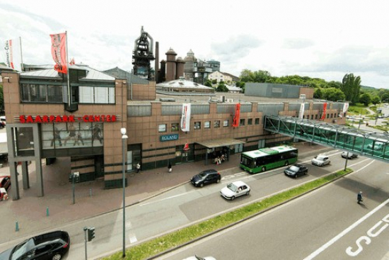 Einkaufszentrum, Typ Shopping-Center ✩ Saarpark-Center Neunkirchen in Neunkirchen