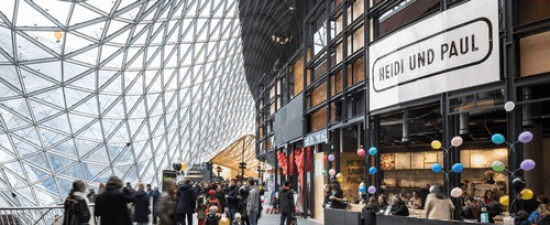 Einkaufszentrum, Typ Shopping-Center ✩ MyZeil in Frankfurt